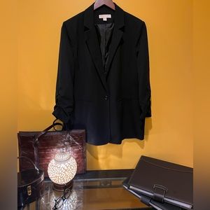 Black fashionable blazer